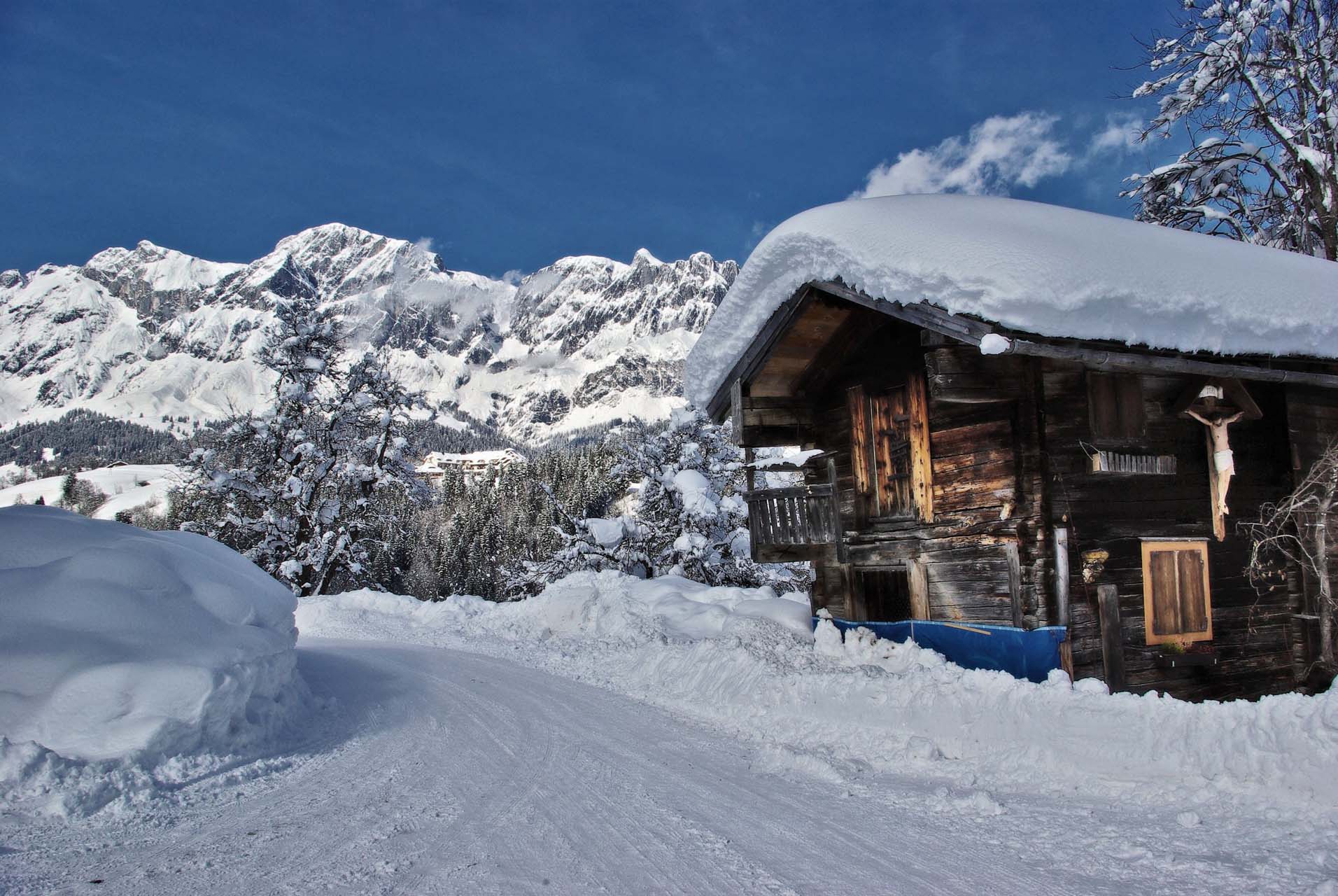 Wildbach-Alm-Hochkoenig_Reith-Almhuette-im-Schnee