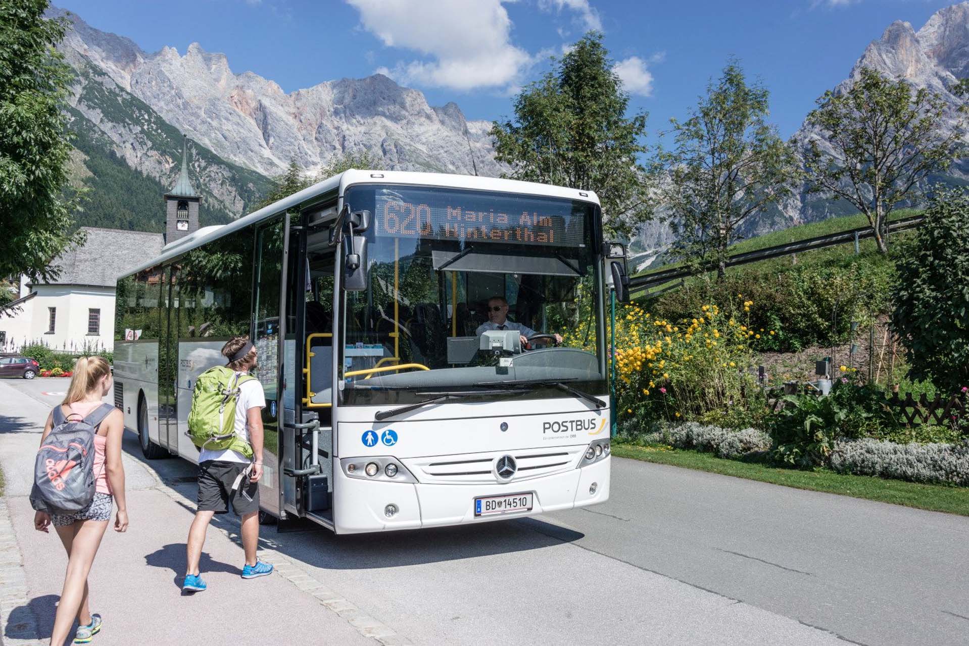 Wildbach-Lodge-Wanderbus Hochkoenig